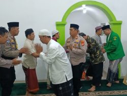 Jelang Pemilu 2024, Personil Polsek Kalideres Sampaikan Pesan Kapolsek Usai Sholat Subuh Berjamaah