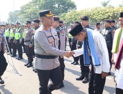 Viral: Bantu Masyarakat, Kapolresta Bandara Soetta Berikan Penghargaan ke 32 Personel