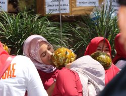 Viral: Serunya, Kapolres dan Wakapolres Ngawi Ikuti Lomba Agustusan