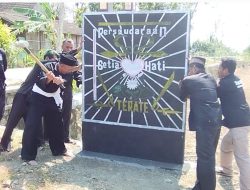 Viral: Kapolres Ngawi Apresiasi Pembongkaran 28 Tugu Pencak Silat