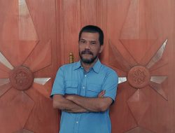 ANDI BOXER SAMPAIKAN KEPADA SAHAT SARAGIH FKLPDK JANGAN ASAL BICARA MENGGENAI PARTAI DEMOKRAT.