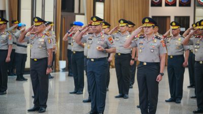 Kapolri Naikan Pangkat 45 Pati Polri, Ada Satu Polwan Jadi Jenderal