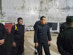 Hujan Bukan Halangan Tetap WASPADA!!! Plt. Kalapas Kediri didampingi Ka KPLP Kontrol Blok Hunian