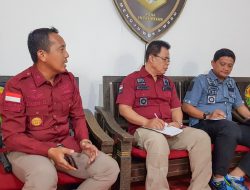 Gelar Rapat Strategi, Plt Kalapas Kediri Budi Ruswanto Pimpin Persiapan KPPS TPS Khusus Lapas