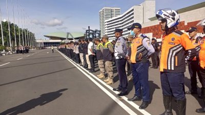 Polri Terjunkan 1.489 Personel Gabungan, Amankan Aksi Unjuk Rasa Beberapa Elemen Masyarakat di Depan Gedung DPR/MPR RI