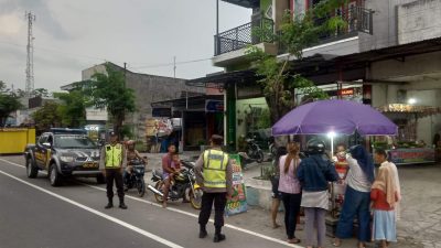 Patroli Ngabuburit Polsek Karangjati Jaga Kamtibmas Ngawi