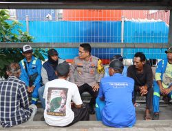 Polres Pelabuhan Tanjung Priok gelar Jumat Curhat Bersama Para Buruh dan Ojek Motor
