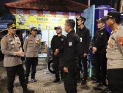 Polres Pelabuhan Tanjung Priok Gelar Patroli Antisipasi SOTR dan Sahur Bersama Warga Pelabuhan Muara Baru