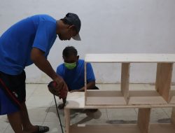 Pembinaan Meubelair Lapas Kediri Ciptakan Karya Berupa Almari Loker