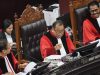 Apapun Putusan Hakim MK, Jokowi Harus Dimakzulkan