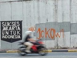 Makna Graffiti “Adili Jokowi” yang marak di berbagai kota Indonesia