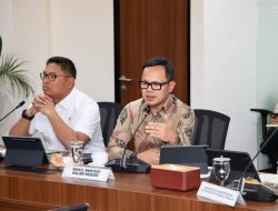 Lantik Pejabat Pengawas dan Fungsional, Sekjen Kemendagri Kembali Tekankan soal Integritas dan Kompetensi*