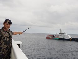 KKP Amankan 2 Kapal Vietnam Menangkap ikan dengan Trawl di Perairan Laut Natuna Utara