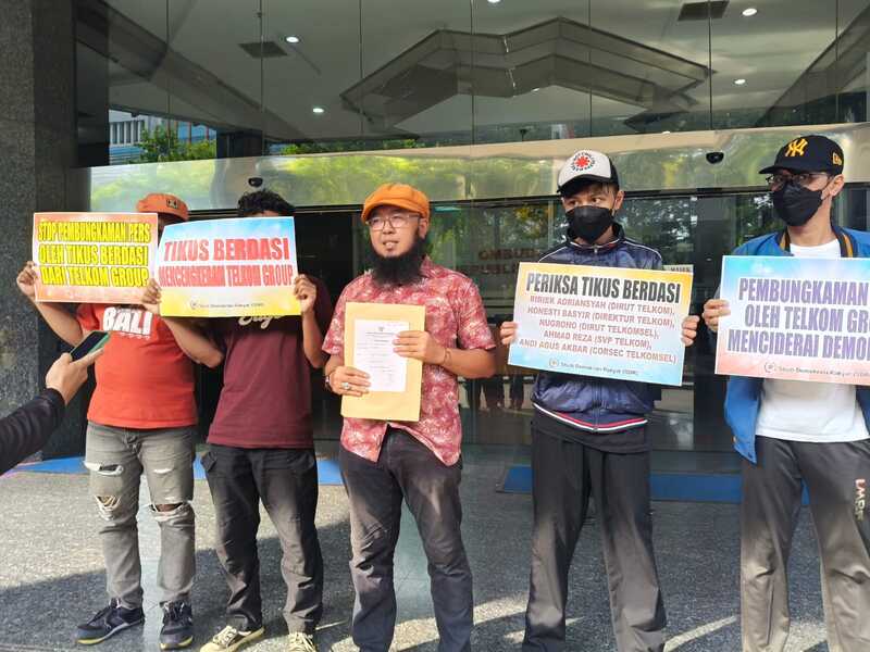 Bungkam Pers dengan Iming-iming Iklan